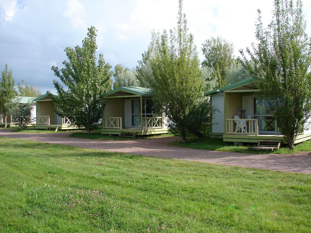 Camping Phare Ouest Сен-Дені-д'Олерон Екстер'єр фото